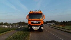 Vrachtwagen een nieuw laagje verf