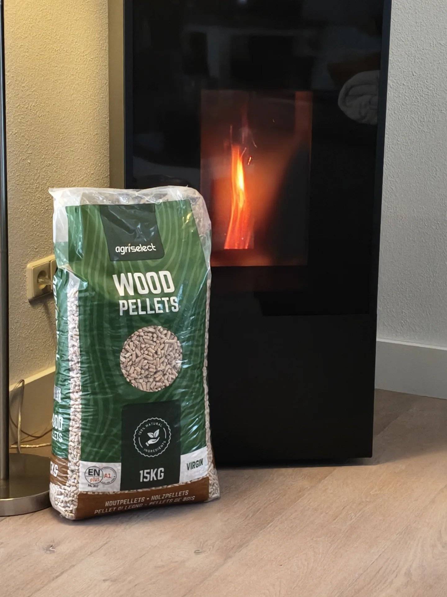 Agri Select hout korrels volle pallet (65 zakken)